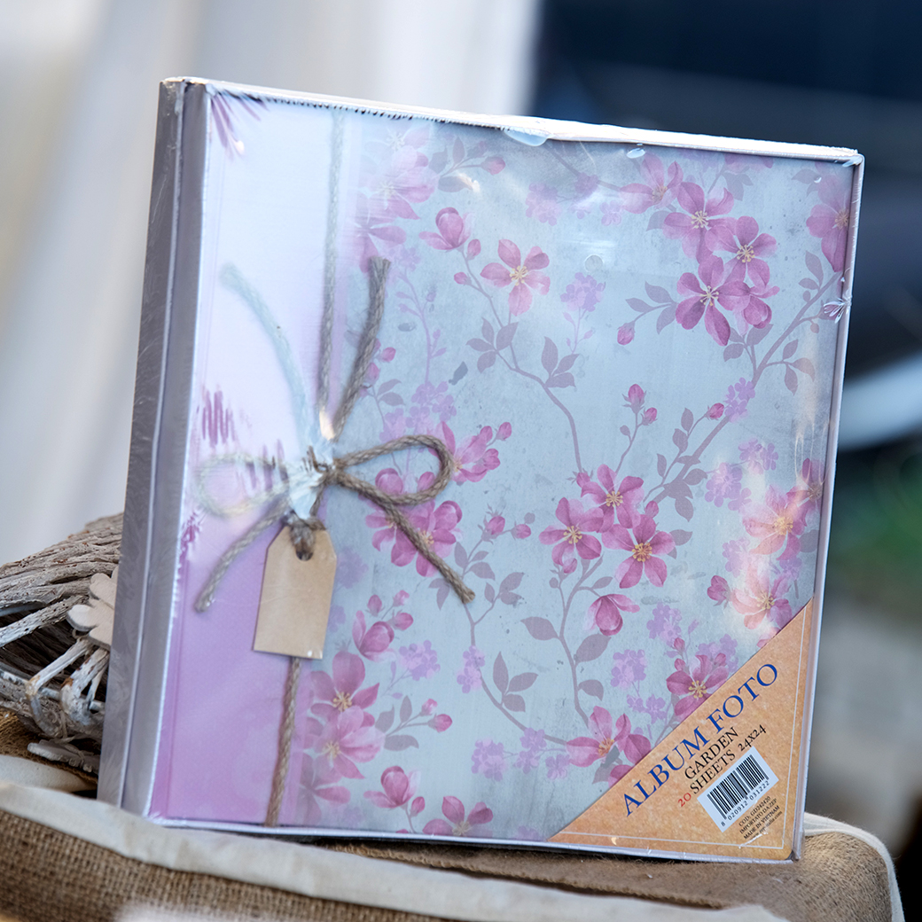 DSC_7106.jpg ΑΛΜΠΟΥΜ-ΜΕ ΣΧΟΙΝΙ 40 ΣΕΛΙΔΩN 24X24CM - Image 1