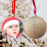 ΧΡΙΣΤΟΥΓΕΝΝΙΑΤΙΚΗ ΜΠΑΛΑ ΠΛΑΚΕ ΜΕ ΓΚΛΙΤΕΡ ΚΑΙ ΦΩΤΟΓΡΑΦΙΑ