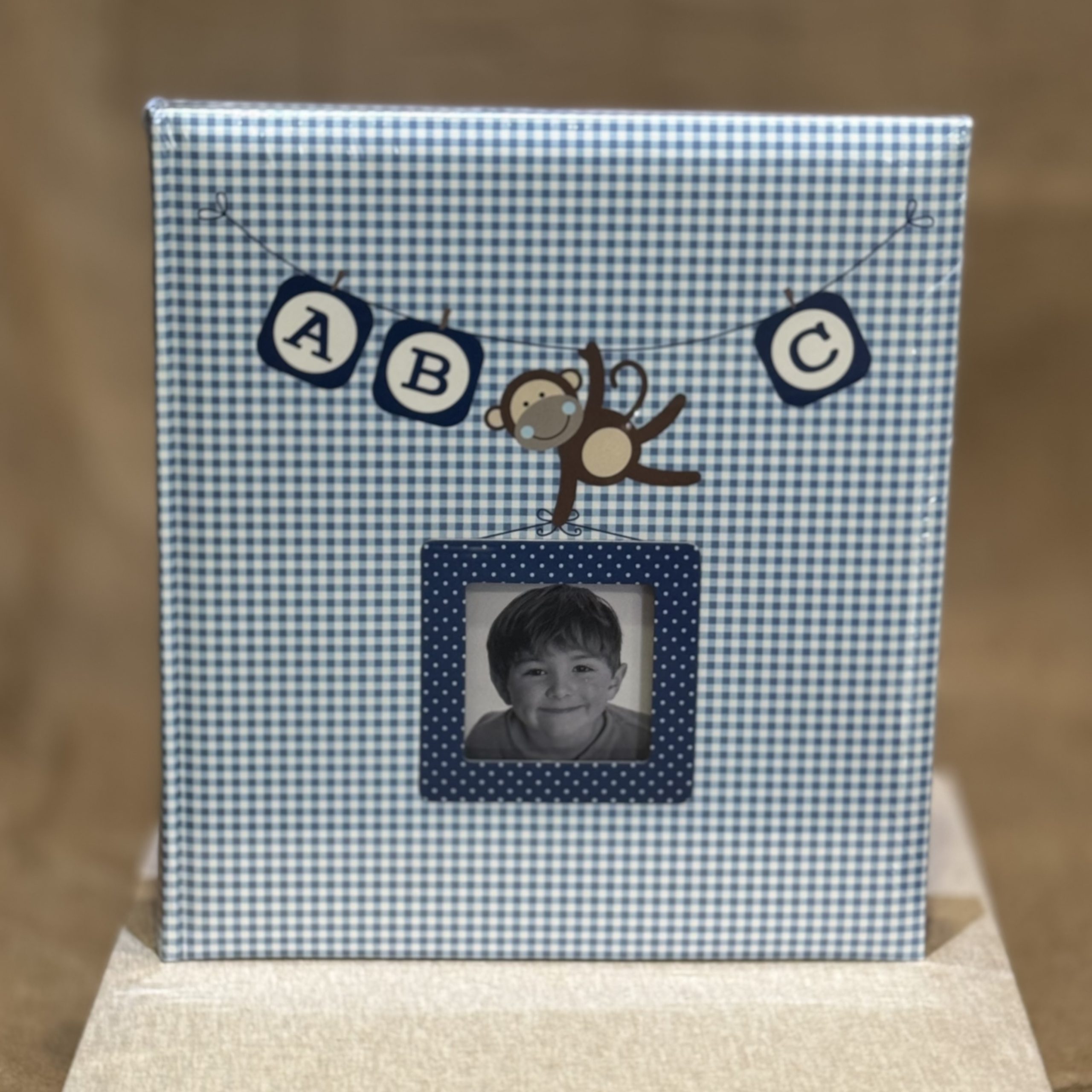 IMG_5574 ΑΛΜΠΟΥΜ-ΓΑΛΑΖΙΟ/ΛΕΥΚΟ ΜΕ ΦΩΤΟΓΡΑΦΙΑ 29X32CM - Image 1