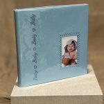 ΑΛΜΠΟΥΜ-ΓΑΛΑΖΙΟ ΜΕ ΣΤΡΑΣ ΚΑΙ ΦΩΤΟΓΡΑΦΙΑ - Image 4