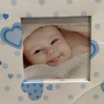 ΑΛΜΠΟΥΜ-ΛΕΥΚΟ/ΓΑΛΑΖΙΟ ΜΕ ΚΑΡΔΟΥΛΕΣ ΚΑΙ ΦΩΤΟΓΡΑΦΙΑ - Image 2