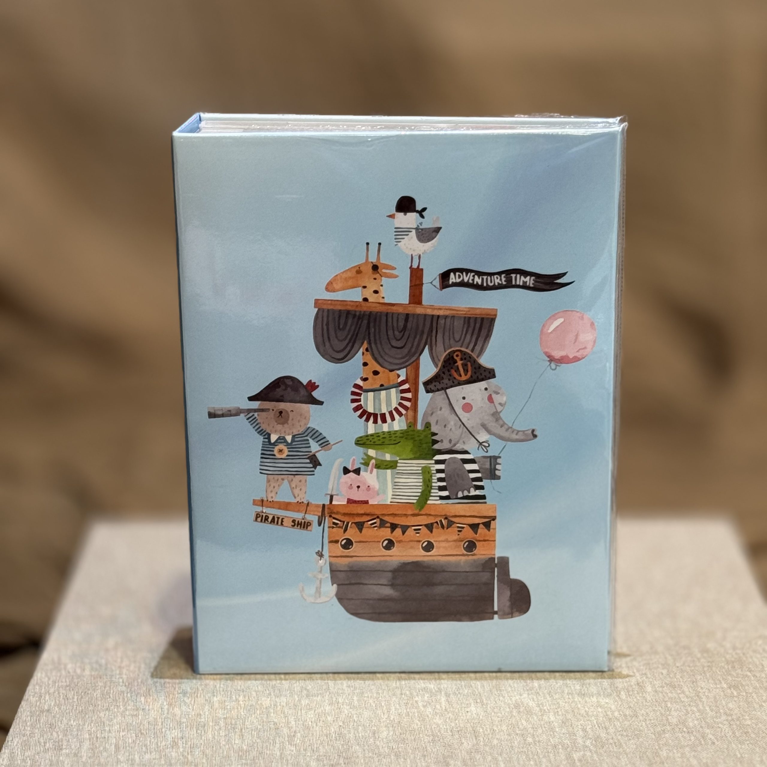 IMG_6295-photo-album-200-photos-10x15 ΑΛΜΠΟΥΜ-ΓΑΛΑΖΙΟ ΜΕ ΠΕΙΡΑΤΕΣ ΖΩΑΚΙΑ 200 ΦΩΤΟΓΡΑΦΙΩΝ 10Χ15 - Image 1