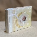 ΑΛΜΠΟΥΜ-ΜΙΝΙ ΚΙΤΡΙΝΟ ΜΕ ΦΩΤΟΓΡΑΦΙΑ ΡΙΖΟΧΑΡΤΟ - Image 4