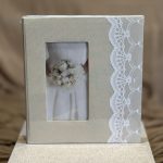 ΑΛΜΠΟΥΜ-ΜΠΕΖ ΜΕ ΛΕΥΚΗ ΔΑΝΔΕΛΑ ΡΙΖΟΧΑΡΤΟ