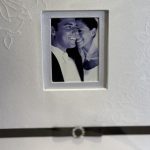 ΑΛΜΠΟΥΜ-ΛΕΥΚΟ ΜΕ ΜΑΥΡΗ ΚΟΡΔΕΛΑ ΡΙΖΟΧΑΡΤΟ - Image 2